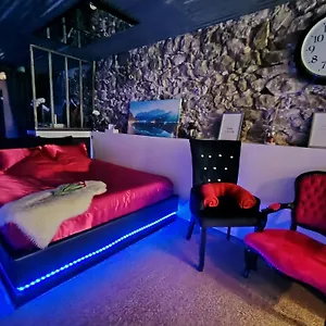 Sweet Loft Grenoble-love Avec Jacuzzi & Sauna Appartement